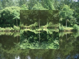 16 rotations de carrés sur l'horizon absent